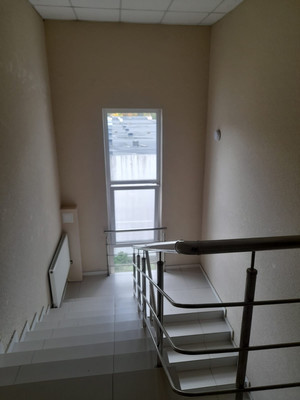 Продам двухкомнатную (2-комн.) квартиру, Мартовский пер, 1к2, Цемдолина с