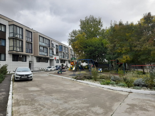 Продам двухкомнатную (2-комн.) квартиру, Мартовский пер, 1к2, Цемдолина с