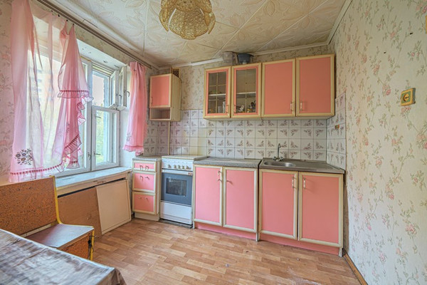 Продам однокомнатную (1-комн.) квартиру, Вадинская ул, 7, Пенза г