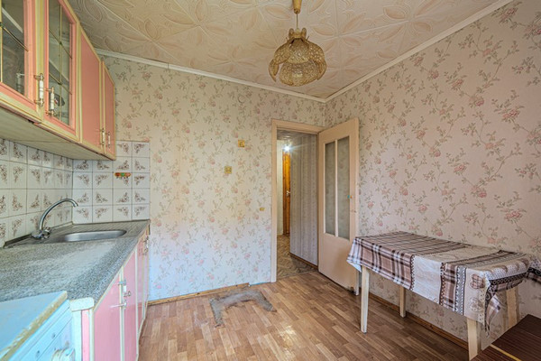 Продам однокомнатную (1-комн.) квартиру, Вадинская ул, 7, Пенза г