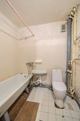 Продам однокомнатную (1-комн.) квартиру, Вадинская ул, 7, Пенза г