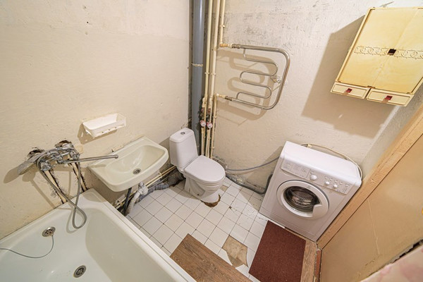 Продам однокомнатную (1-комн.) квартиру, Вадинская ул, 7, Пенза г