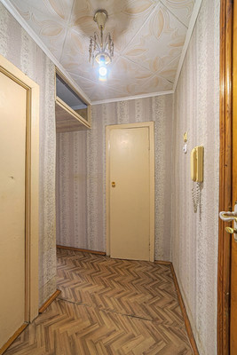 Продам однокомнатную (1-комн.) квартиру, Вадинская ул, 7, Пенза г