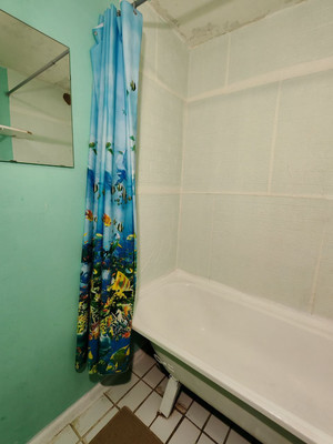 Продам однокомнатную (1-комн.) квартиру, Генерала Кныша ул, 10, Гатчина г