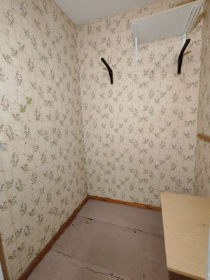 Продам однокомнатную (1-комн.) квартиру, Генерала Кныша ул, 10, Гатчина г