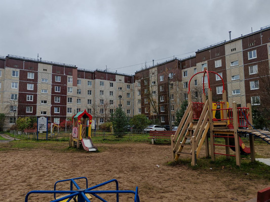 Продам однокомнатную (1-комн.) квартиру, Генерала Кныша ул, 10, Гатчина г