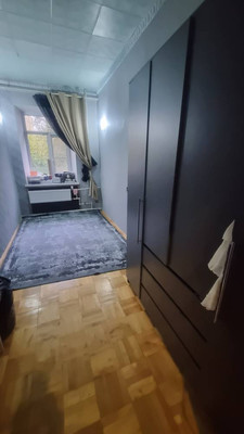 Продам трехкомнатную (3-комн.) квартиру, 16-я В.О. линия, 45, Санкт-Петербург г