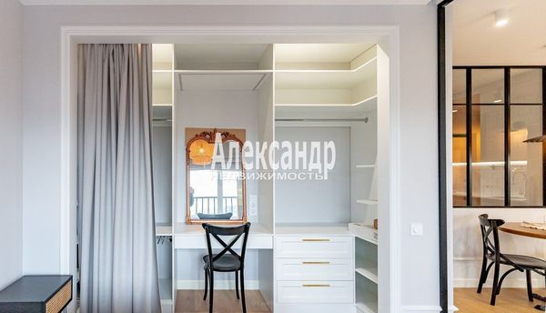 Продам однокомнатную (1-комн.) квартиру, Магнитогорская ул, 3к2, Санкт-Петербург г