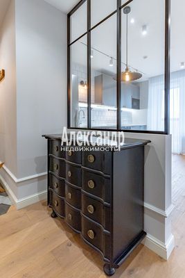 Продам однокомнатную (1-комн.) квартиру, Магнитогорская ул, 3к2, Санкт-Петербург г