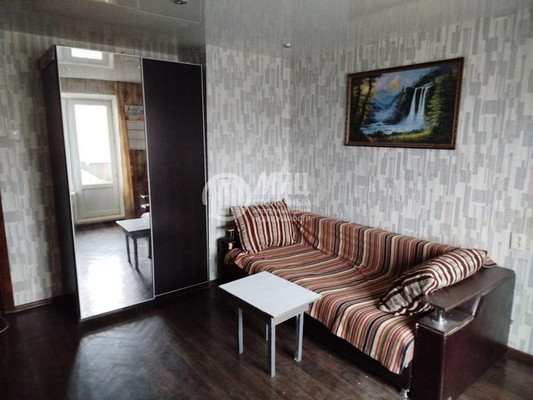 Продам трехкомнатную (3-комн.) квартиру, Молостовых ул, 15к3, Москва г