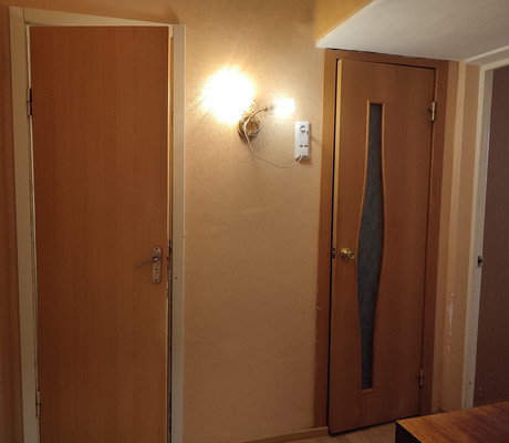 Продам трехкомнатную (3-комн.) квартиру, Ленина ул, 1, Костомукша г