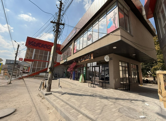 Продам торговое помещение 218 м2, Угнич ул, 5, Баксан г