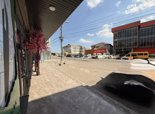 Продам торговое помещение 218 м2, Угнич ул, 5, Баксан г