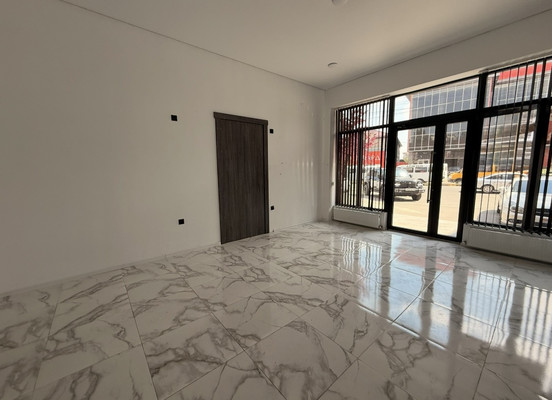 Продам торговое помещение 218 м2, Угнич ул, 5, Баксан г