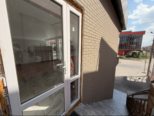 Продам торговое помещение 218 м2, Угнич ул, 5, Баксан г