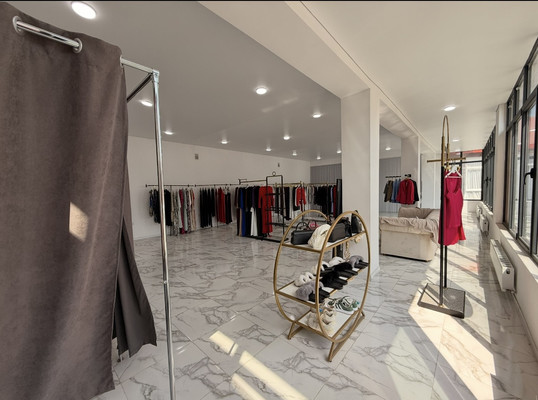 Продам торговое помещение 218 м2, Угнич ул, 5, Баксан г