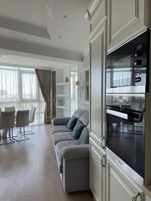 Продам многокомнатную квартиру, Войкова (Центральный р-н) ул, 21, Сочи г