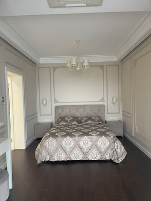 Продам многокомнатную квартиру, Войкова (Центральный р-н) ул, 21, Сочи г