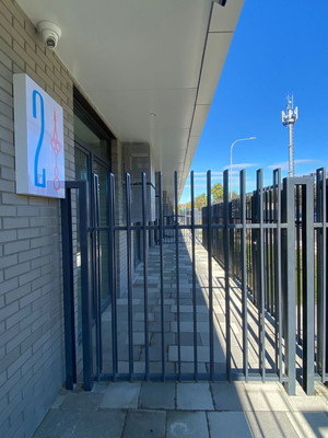 Продам двухкомнатную (2-комн.) квартиру, Калинина ул, 1141, Тихорецк г