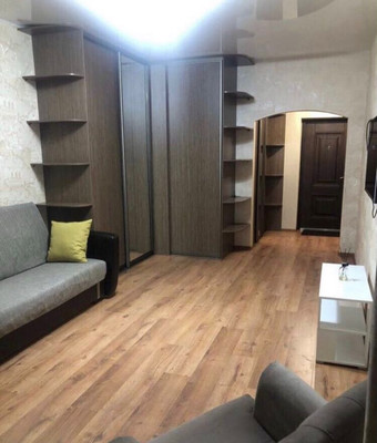 Продам двухкомнатную (2-комн.) квартиру, Юных Ленинцев (Центральный р-н) ул, 10кБ, Сочи г