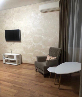 Продам двухкомнатную (2-комн.) квартиру, Юных Ленинцев (Центральный р-н) ул, 10кБ, Сочи г