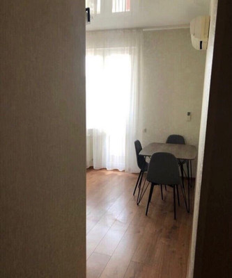 Продам двухкомнатную (2-комн.) квартиру, Юных Ленинцев (Центральный р-н) ул, 10кБ, Сочи г