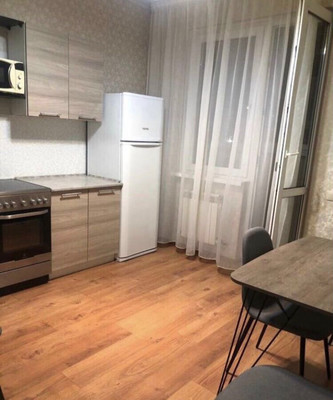 Продам двухкомнатную (2-комн.) квартиру, Юных Ленинцев (Центральный р-н) ул, 10кБ, Сочи г