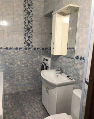 Продам двухкомнатную (2-комн.) квартиру, Юных Ленинцев (Центральный р-н) ул, 10кБ, Сочи г