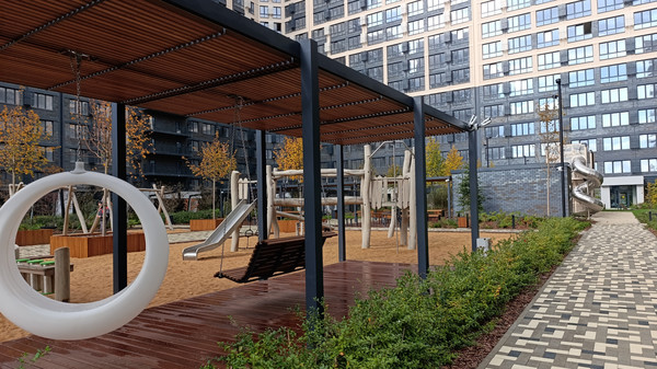 Продам многокомнатную квартиру, Обрывная ул, 132/1к27, Краснодар г