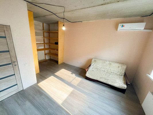 Продам однокомнатную (1-комн.) квартиру, им. Евгении Жигуленко ул, 30к2, Краснодар г