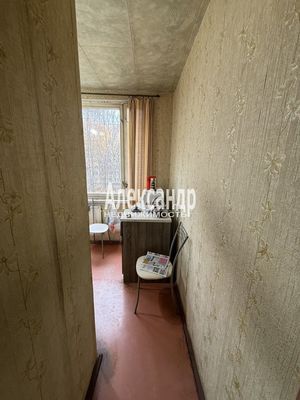 Продам комнату в 3-комн. квартире, Подвойского ул, 17к2, Санкт-Петербург г