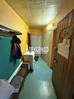 Продам комнату в 3-комн. квартире, Подвойского ул, 17к2, Санкт-Петербург г