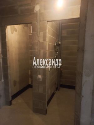 Продам однокомнатную (1-комн.) квартиру, Заречная ул, 13к2, Парголово п