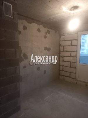 Продам однокомнатную (1-комн.) квартиру, Заречная ул, 13к2, Парголово п