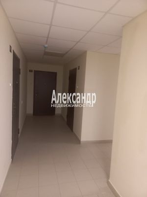 Продам однокомнатную (1-комн.) квартиру, Заречная ул, 13к2, Парголово п