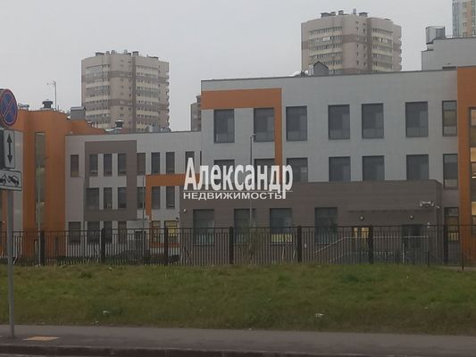 Продам однокомнатную (1-комн.) квартиру, Заречная ул, 13к2, Парголово п