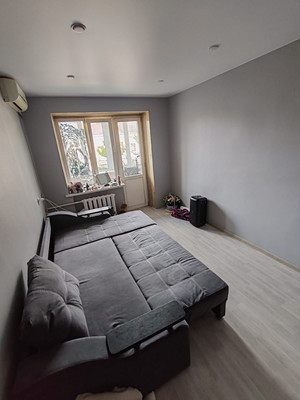 Продам однокомнатную (1-комн.) квартиру, Мечникова ул, 126, Ростов-на-Дону г