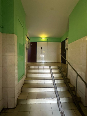 Продам двухкомнатную (2-комн.) квартиру, Генерала Антонова ул, 5к2, Москва г