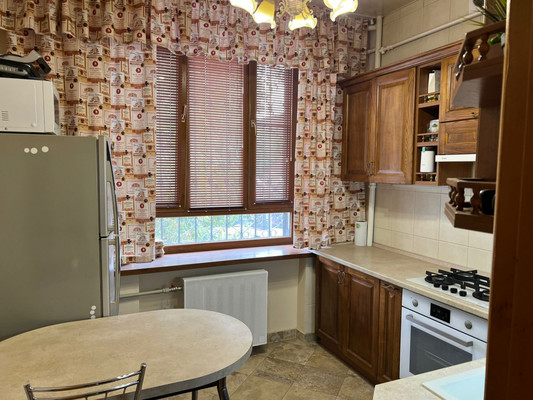 Продам двухкомнатную (2-комн.) квартиру, Красная ул, 78-80, Краснодар г