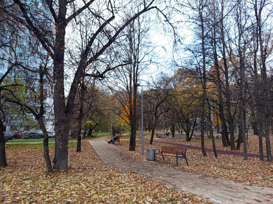 Продам трехкомнатную (3-комн.) квартиру, Барвихинская ул, 4к1, Москва г