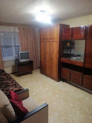 Продам однокомнатную (1-комн.) квартиру, Юности ул, 2, Алексин г