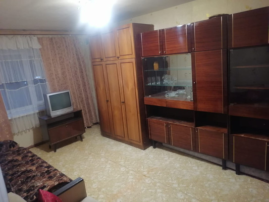 Продам однокомнатную (1-комн.) квартиру, Юности ул, 2, Алексин г