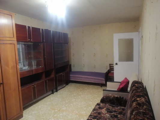 Продам однокомнатную (1-комн.) квартиру, Юности ул, 2, Алексин г