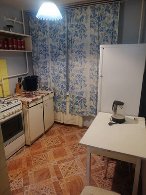 Продам однокомнатную (1-комн.) квартиру, Юности ул, 2, Алексин г