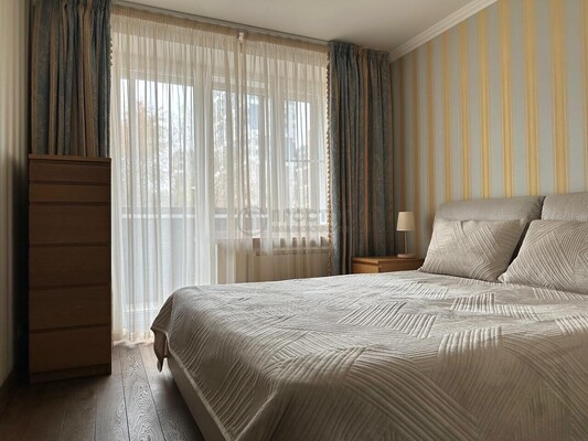 Продам трехкомнатную (3-комн.) квартиру, Петровско-Разумовский проезд, 18, Москва г