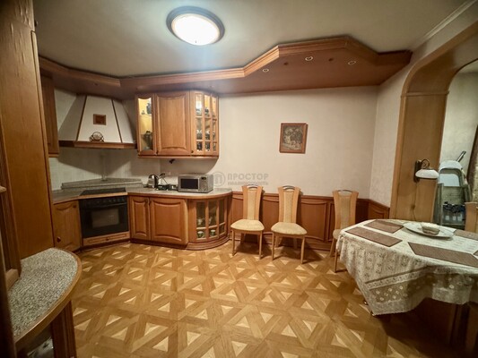 Продам трехкомнатную (3-комн.) квартиру, Чечёрский проезд, 34, Москва г