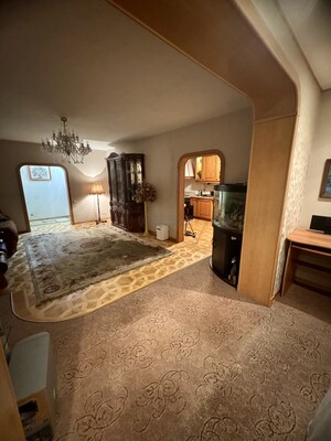 Продам трехкомнатную (3-комн.) квартиру, Чечёрский проезд, 34, Москва г