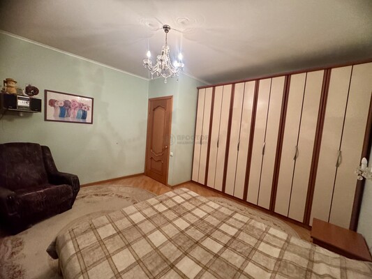 Продам трехкомнатную (3-комн.) квартиру, Чечёрский проезд, 34, Москва г