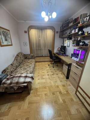 Продам трехкомнатную (3-комн.) квартиру, Чечёрский проезд, 34, Москва г