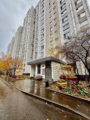 Продам двухкомнатную (2-комн.) квартиру, Рогова ул, 7к2, Москва г